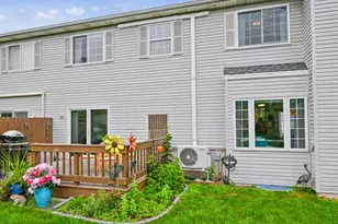 3484 W Sycamore St, Franklin, WI 53132 - Photo 29