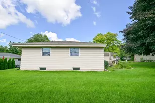 1956 Keith Ln, Grafton, WI 53024 - Photo 33