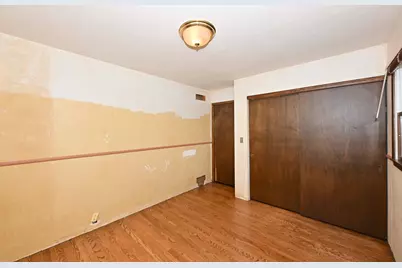 1956  Keith Ln, Grafton, WI 53024 - Photo 23