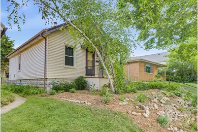 3416 S Quincy Ave, Milwaukee, WI 53207 - Photo 3