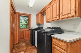 W168N10307 Wildrose Ln, Germantown, WI 53022 - Photo 17