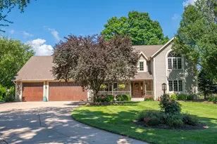 W168N10307 Wildrose Ln, Germantown, WI 53022 - Photo 33