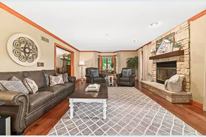 W168N10307  Wildrose Ln, Germantown, WI 53022 - Photo 3