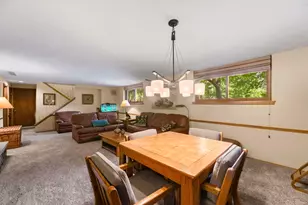 904 Lynne Ct, Waukesha, WI 53186 - Photo 39