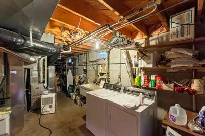904  Lynne Ct, Waukesha, WI 53186 - Photo 41