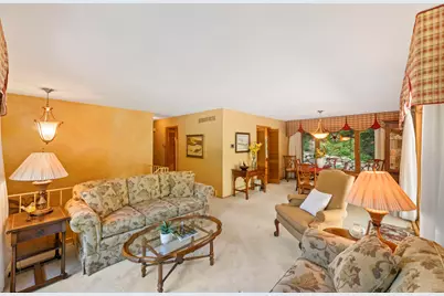 904  Lynne Ct, Waukesha, WI 53186 - Photo 19