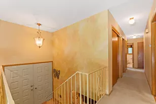 904 Lynne Ct, Waukesha, WI 53186 - Photo 17