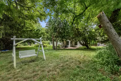 500 W Riverview Dr, Glendale, WI 53209 - Photo 29