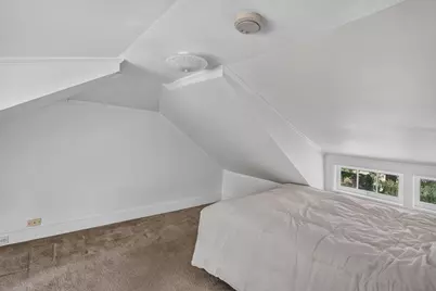 500 W Riverview Dr, Glendale, WI 53209 - Photo 21
