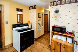 3130 S 35th St, Milwaukee, WI 53215 - Photo 13