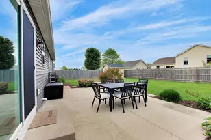 1420 E Longneedle Ln, Elkhorn, WI 53121 - Photo 33