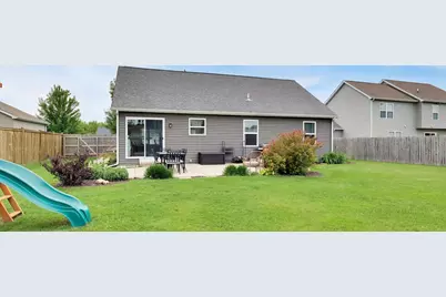 1420 E Longneedle Ln, Elkhorn, WI 53121 - Photo 31