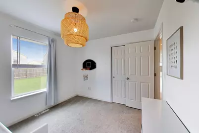 1420 E Longneedle Ln, Elkhorn, WI 53121 - Photo 19