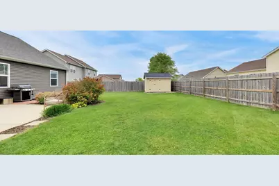 1420 E Longneedle Ln, Elkhorn, WI 53121 - Photo 35