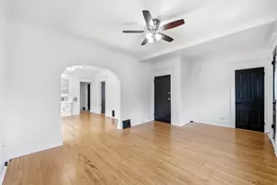 2045 N Hubbard St, Milwaukee, WI 53212 - Photo 21