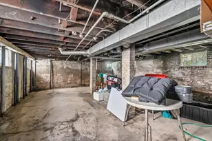 2045 N Hubbard St, Milwaukee, WI 53212 - Photo 41