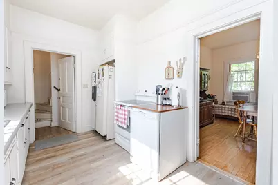 8513 W North Ave #8515, Wauwatosa, WI 53226 - Photo 11
