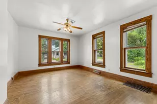 1016 E Vine St, Appleton, WI 54911 - Photo 7