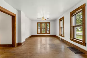 1016 E Vine St, Appleton, WI 54911 - Photo 3