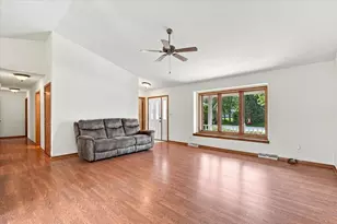 300 Martin Dr, Fredonia, WI 53021 - Photo 7