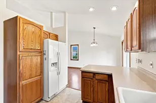 300 Martin Dr, Fredonia, WI 53021 - Photo 15
