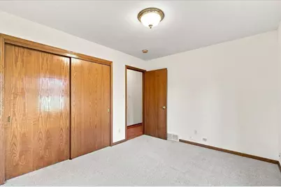 300  Martin Dr, Fredonia, WI 53021 - Photo 23