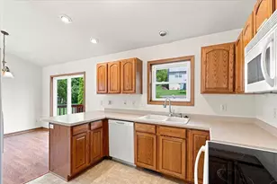 300 Martin Dr, Fredonia, WI 53021 - Photo 17