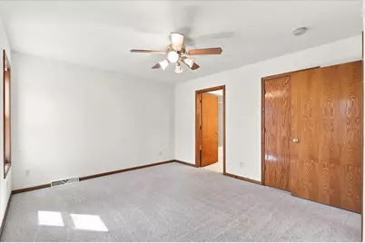 300  Martin Dr, Fredonia, WI 53021 - Photo 25