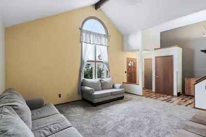 307  James St, Watertown, WI 53098 - Photo 7
