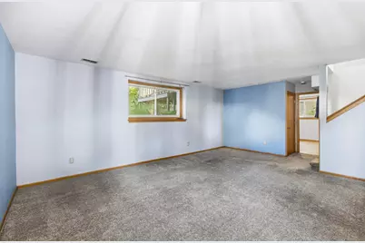 307  James St, Watertown, WI 53098 - Photo 25