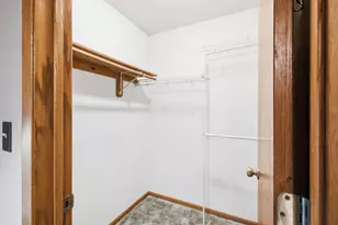 307 James St, Watertown, WI 53098 - Photo 17