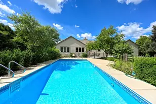 9558 S Fairway Circle, Franklin, WI 53132 - Photo 39