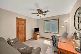 9558 S Fairway Circle, Franklin, WI 53132 - Photo 25