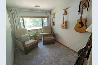 372  Park Hill Dr #H, Pewaukee, WI 53072 - Photo 15