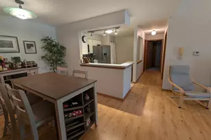 372 Park Hill Dr, Pewaukee, WI 53072 - Photo 5