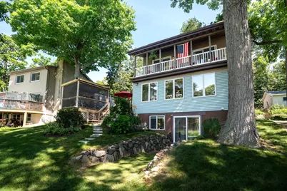 29205  White Oak Ln, Racine, WI 53185 - Photo 3
