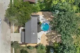 727 Browning Cir, Oconomowoc, WI 53066 - Photo 63