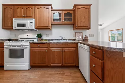 820  Chief Kewaskum Pl, Kewaskum, WI 53040 - Photo 15