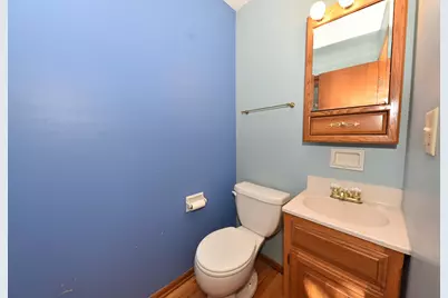 12810 W Meadow Ln, New Berlin, WI 53151 - Photo 19