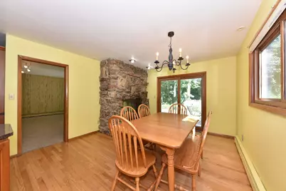 12810 W Meadow Ln, New Berlin, WI 53151 - Photo 11