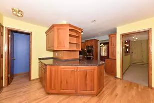 12810 W Meadow Ln, New Berlin, WI 53151 - Photo 19