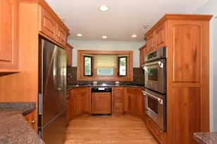 12810 W Meadow Ln, New Berlin, WI 53151 - Photo 17