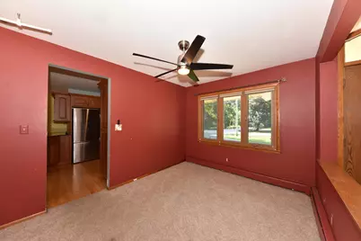 12810 W Meadow Ln, New Berlin, WI 53151 - Photo 7