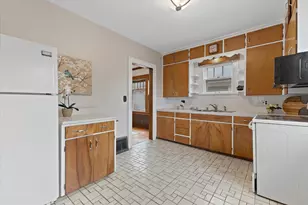 2610 Lasalle St, Racine, WI 53402 - Photo 9