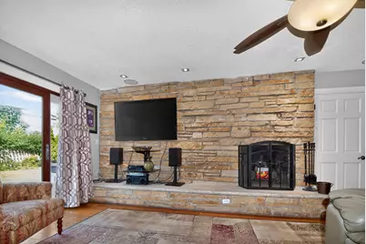 8755 N Pelham Pkwy, Bayside, WI 53217 - Photo 25