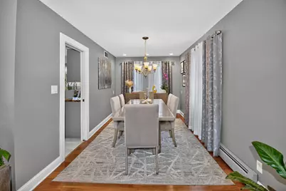 8755 N Pelham Pkwy, Bayside, WI 53217 - Photo 11