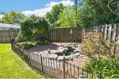 8755 N Pelham Pkwy, Bayside, WI 53217 - Photo 39