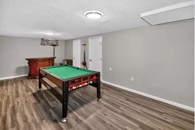 8755 N Pelham Pkwy, Bayside, WI 53217 - Photo 31