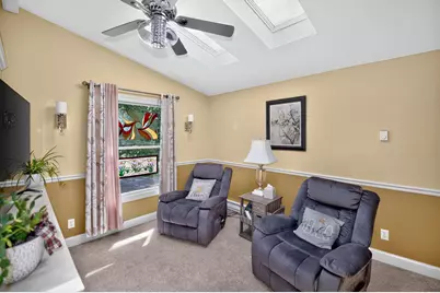 8755 N Pelham Pkwy, Bayside, WI 53217 - Photo 15