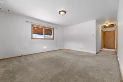 3948 E Underwood Ave, Cudahy, WI 53110 - Photo 5